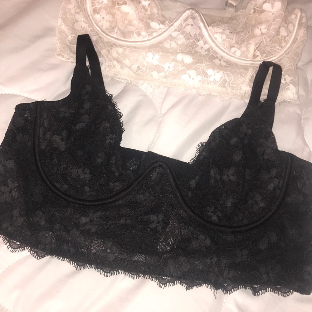 Victoria Secret - lace underwire bralette/bustier